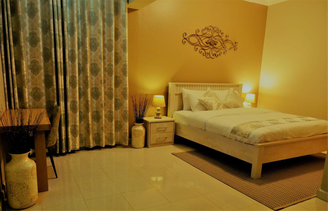 Ivory Castle Limited Hotel Kampala Bagian luar foto